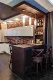 Дизайн кухни в студии с барной стойкой