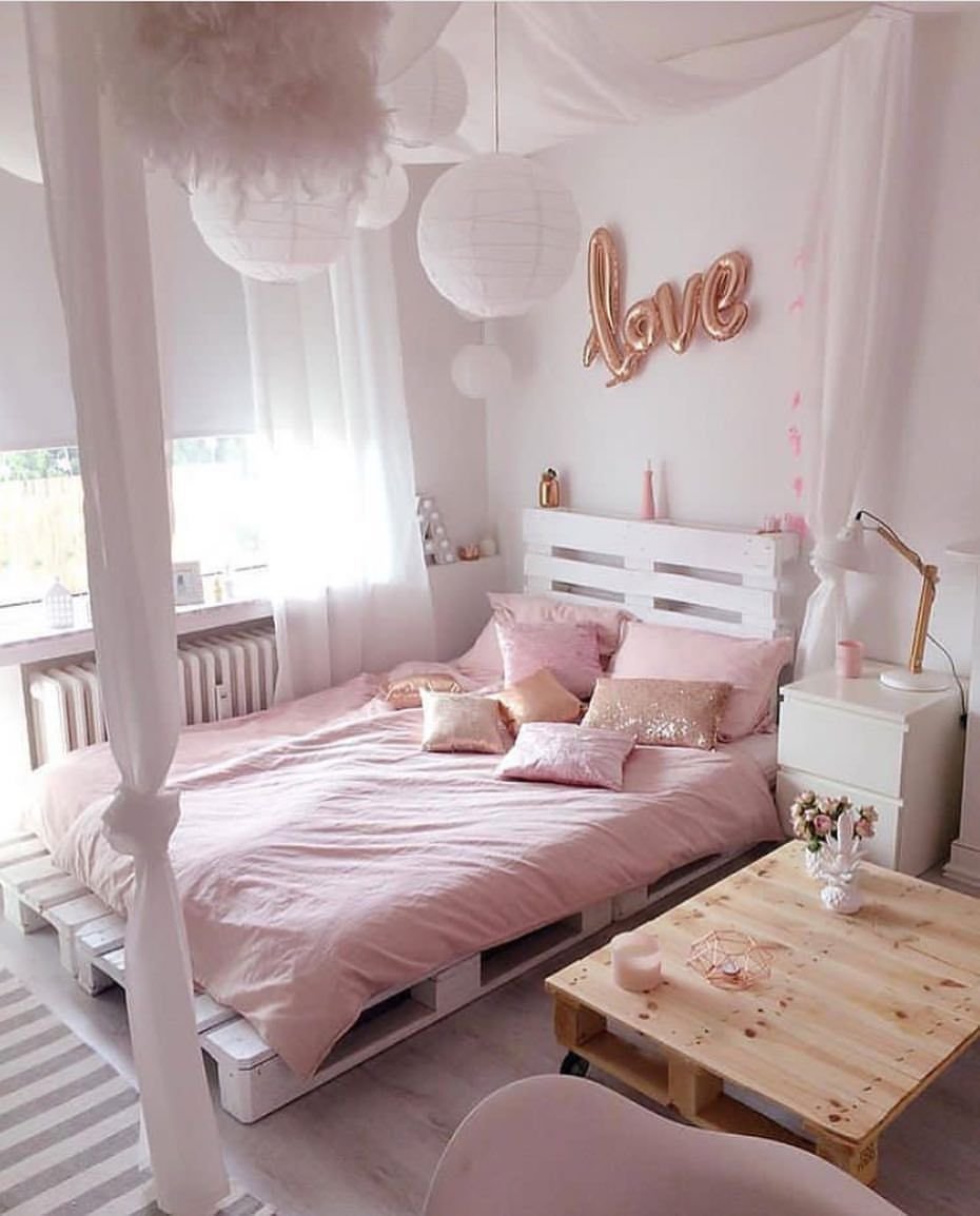 Кровать для подростка девушки