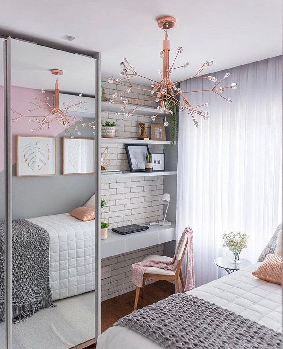 Зонирование комнаты подростка девочки