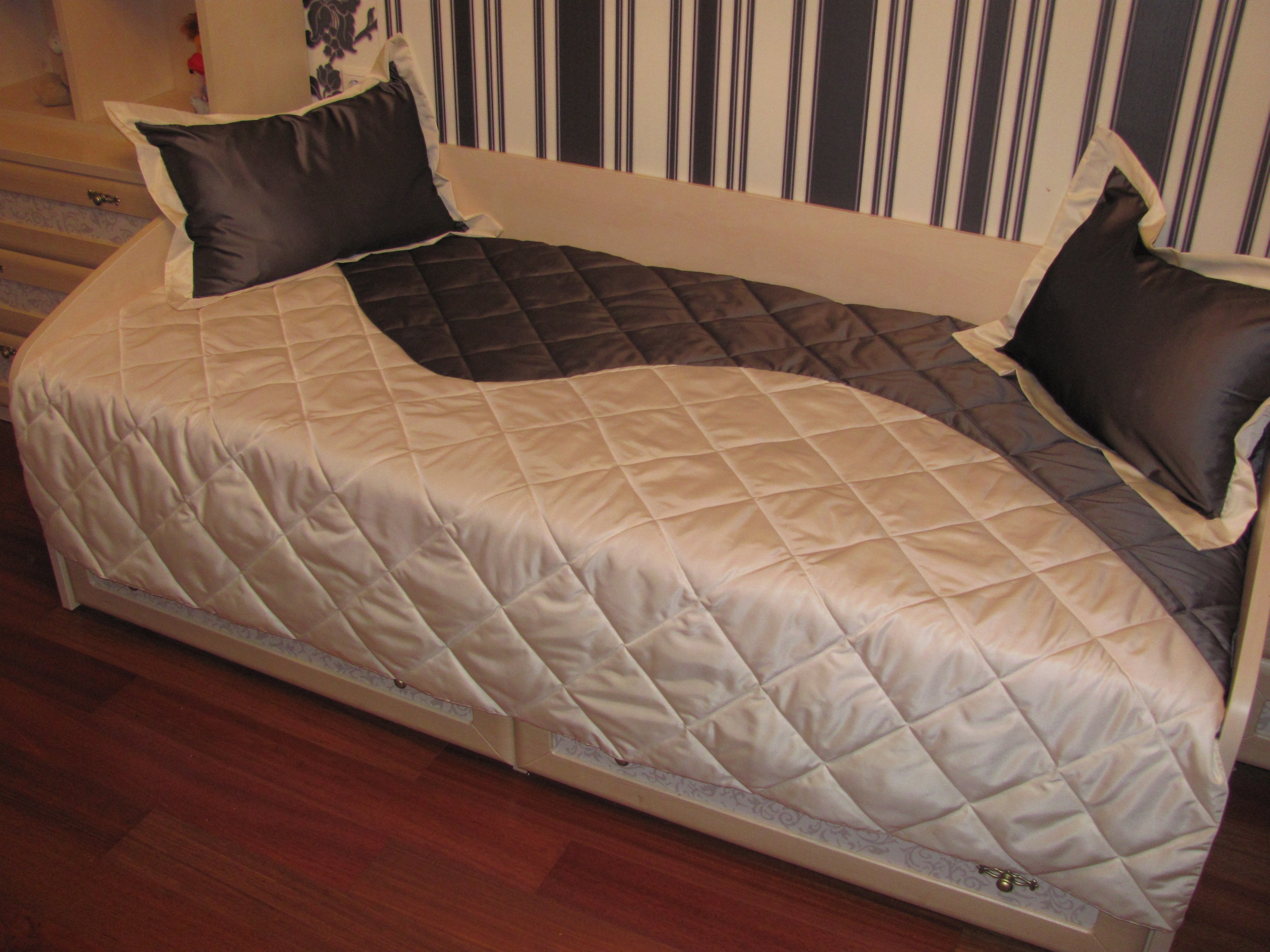 одеяло на кровать двуспальную кровать