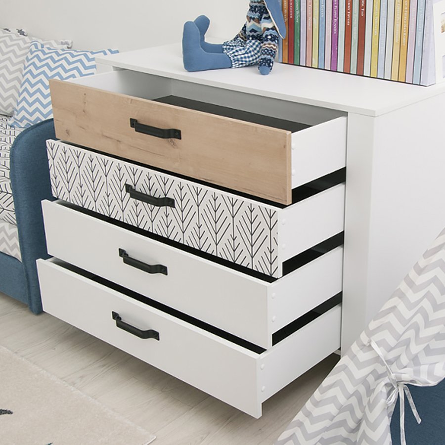 Комод в подростковую комнату