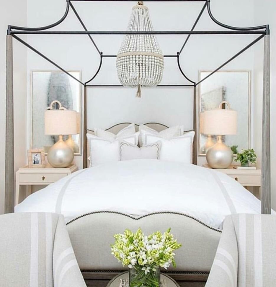 Спальня в светло сиреневых тонах