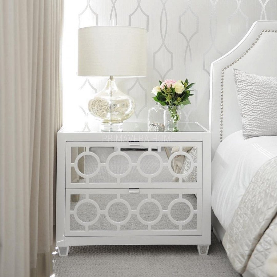 Белая комната