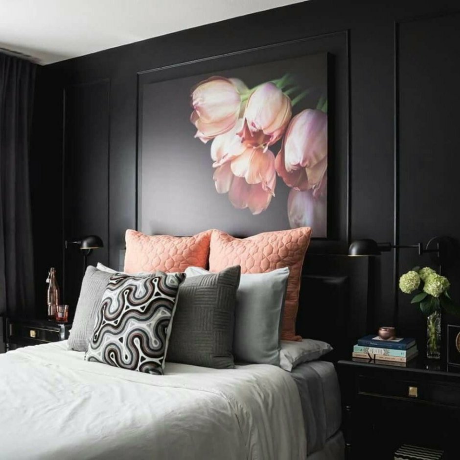 Спальня в черно розовых тонах