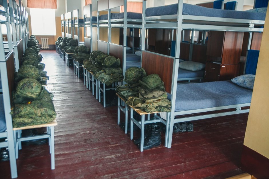 Казарма военного училище в Новосибирске