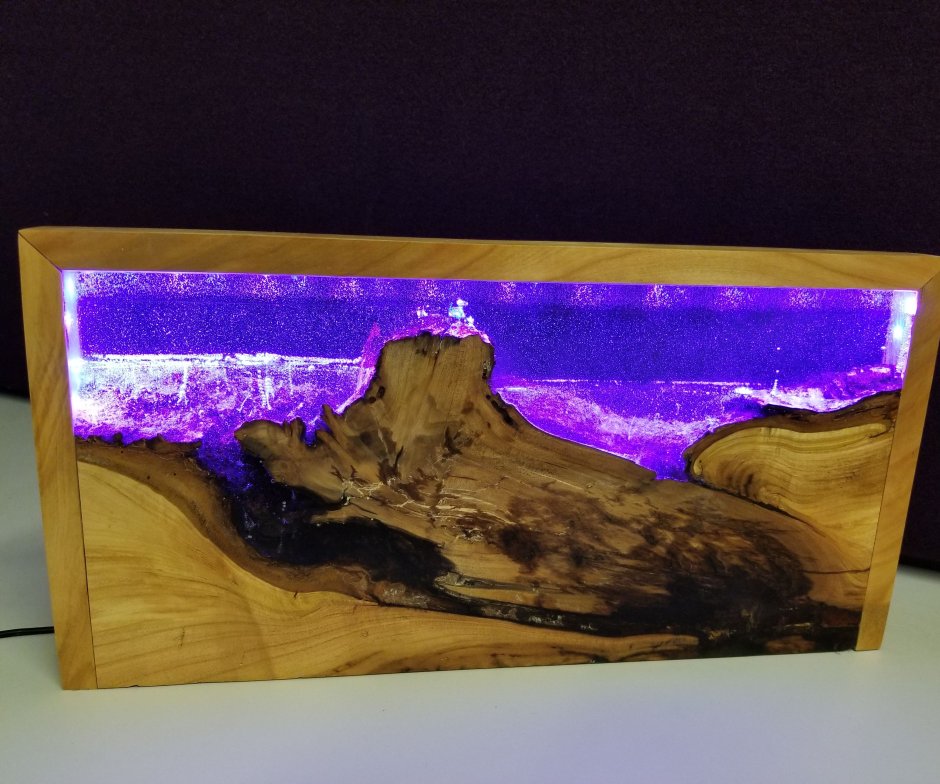 Светильник из эпоксидной смолы Аврора