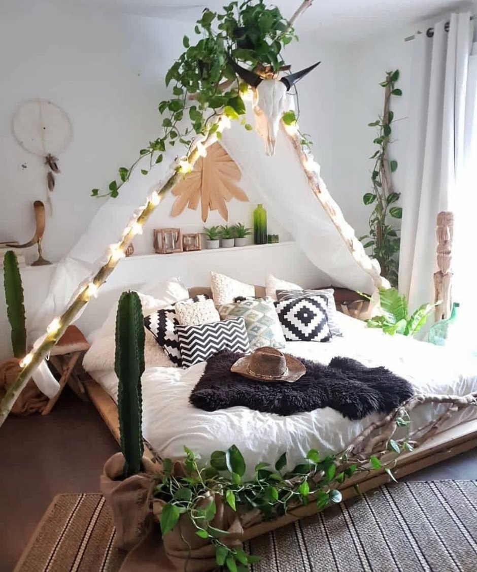 Необычные спальни