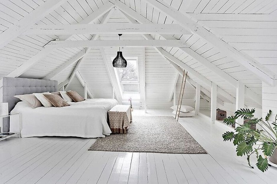 Спальня в стиле Неоклассика мансардная крыша