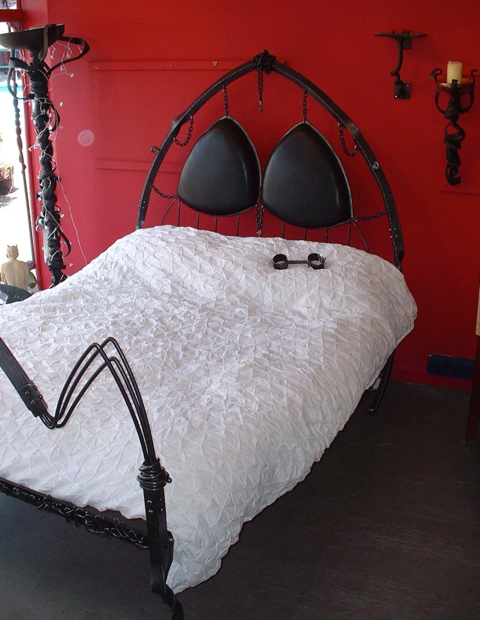 Спальня в эротическом стиле