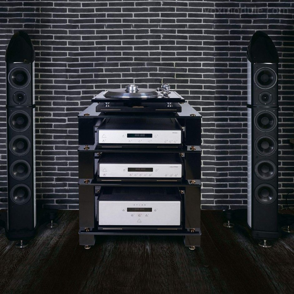 Hi end стойки для аудиоаппаратуры