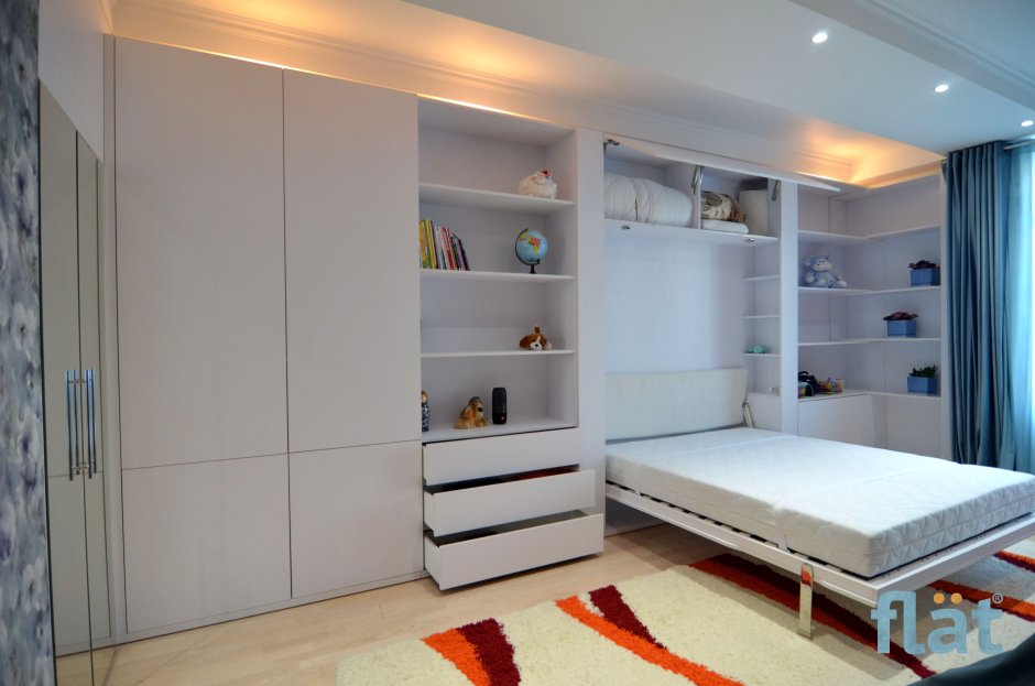 Шкаф вокруг кровати в спальне