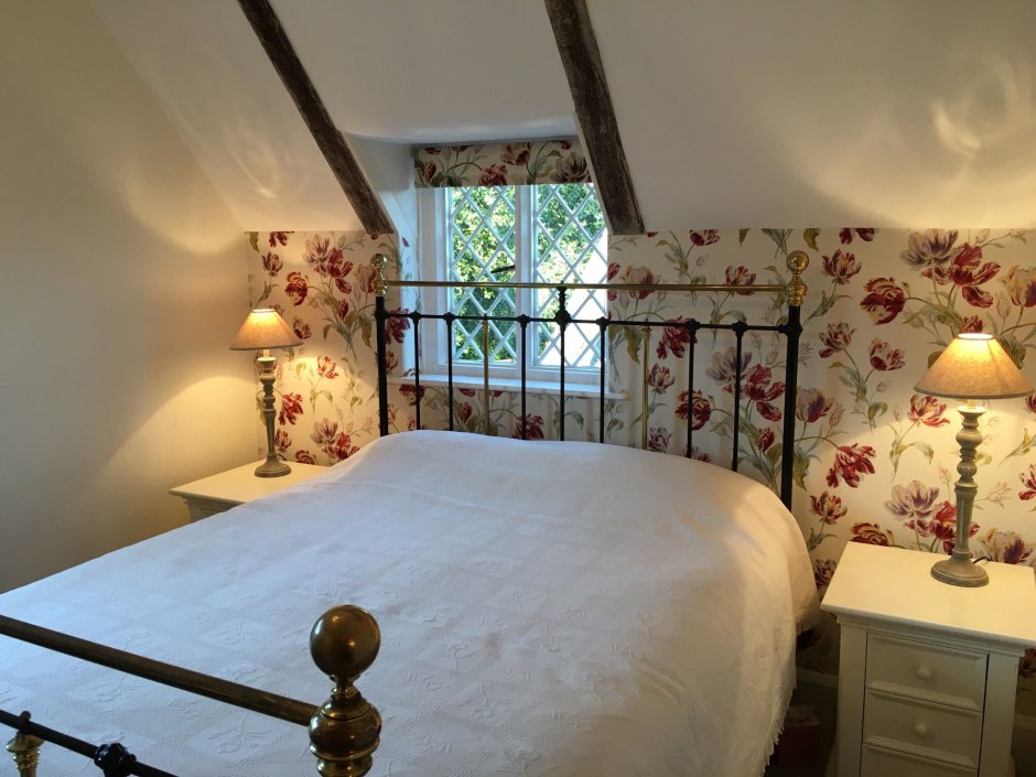 Спальни на мансарде в английском стиле