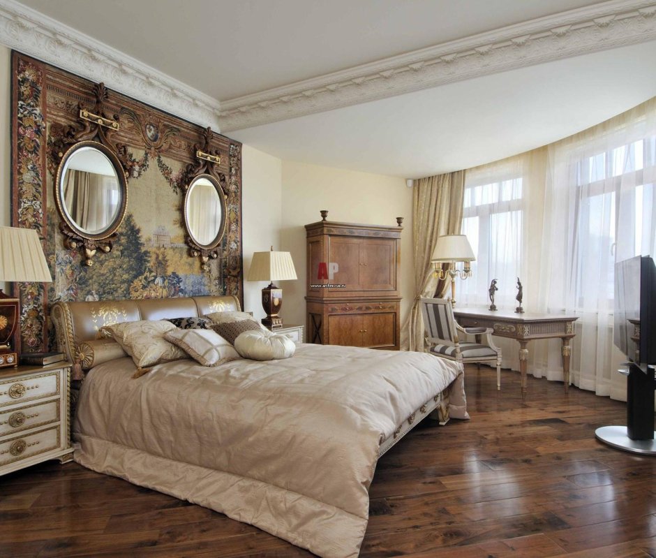 Венецианский стиль в интерьере спальни