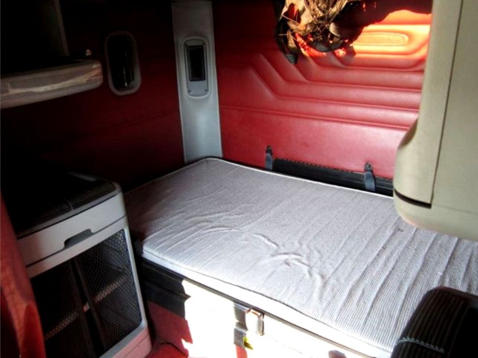 Freightliner Century спальник