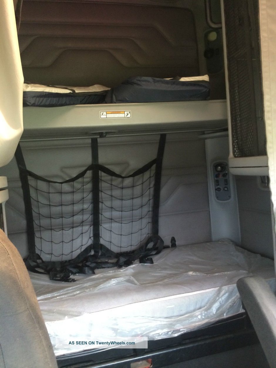 Freightliner Columbia спальник