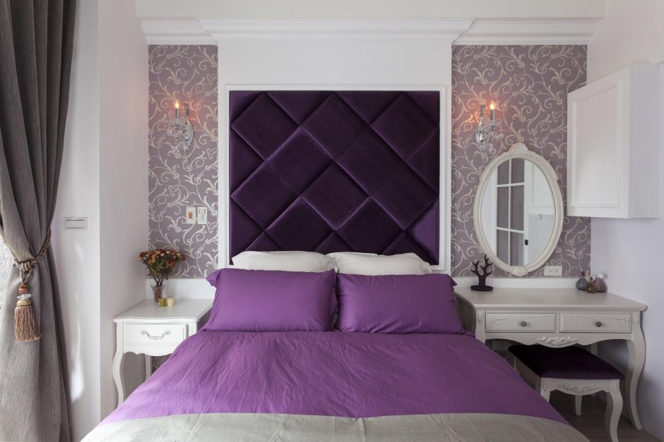 Лиловая велюровая спальня