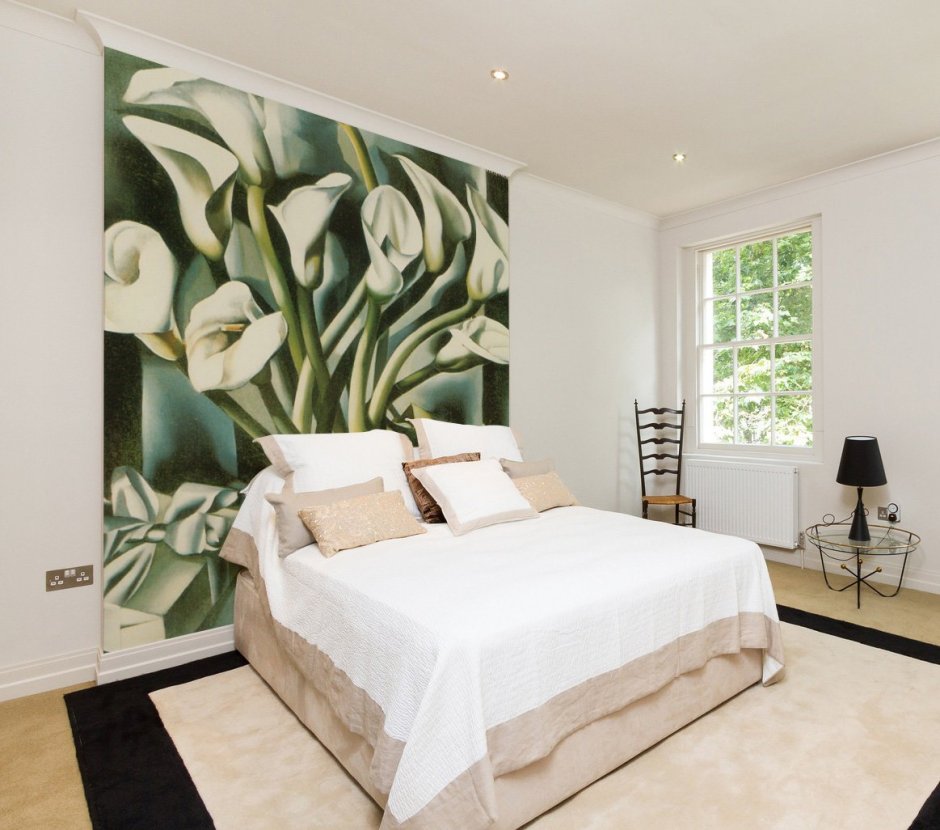 Фотообои в спальню над кроватью