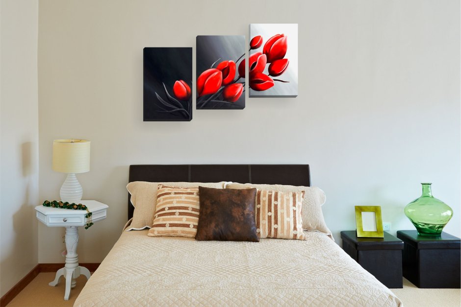 Картины для интерьера спальни
