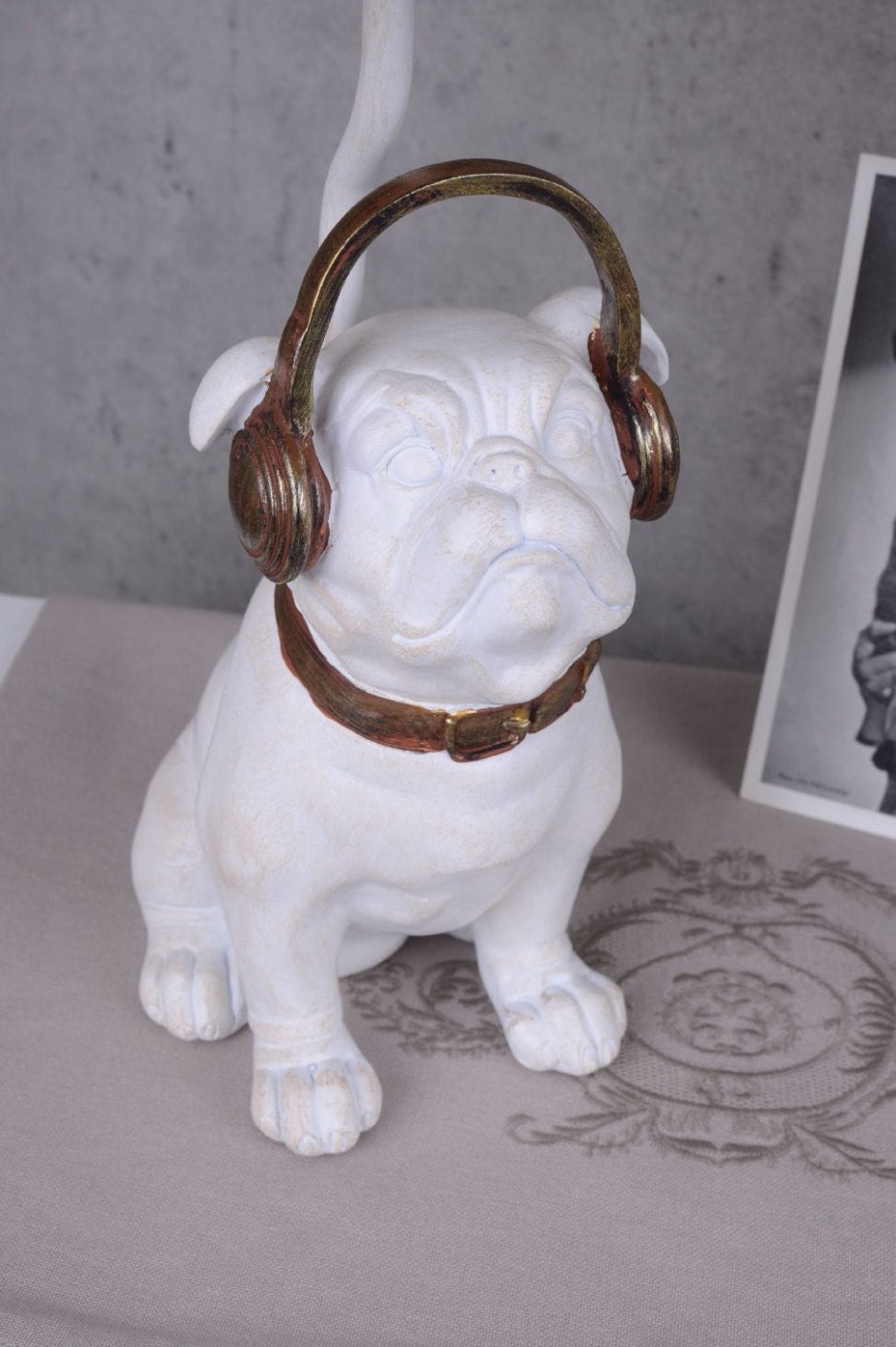 Спящий Мопс подушка