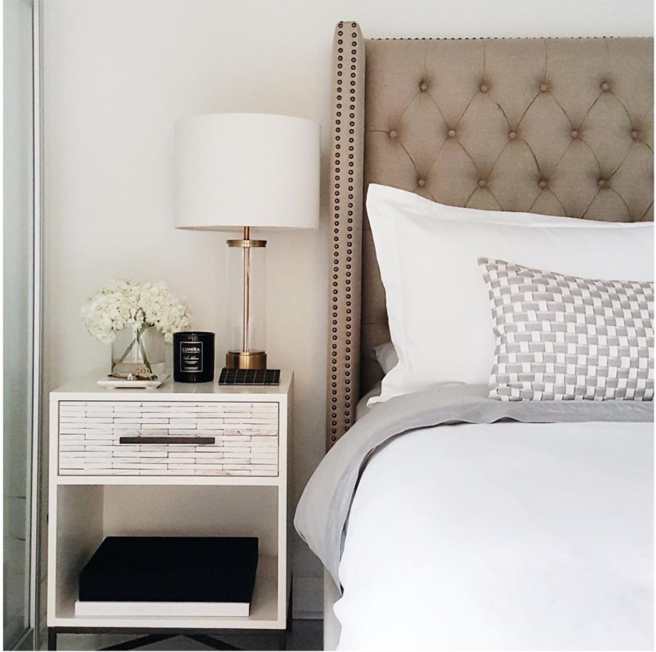 Тумба прикроватная подвесная Неоклассика