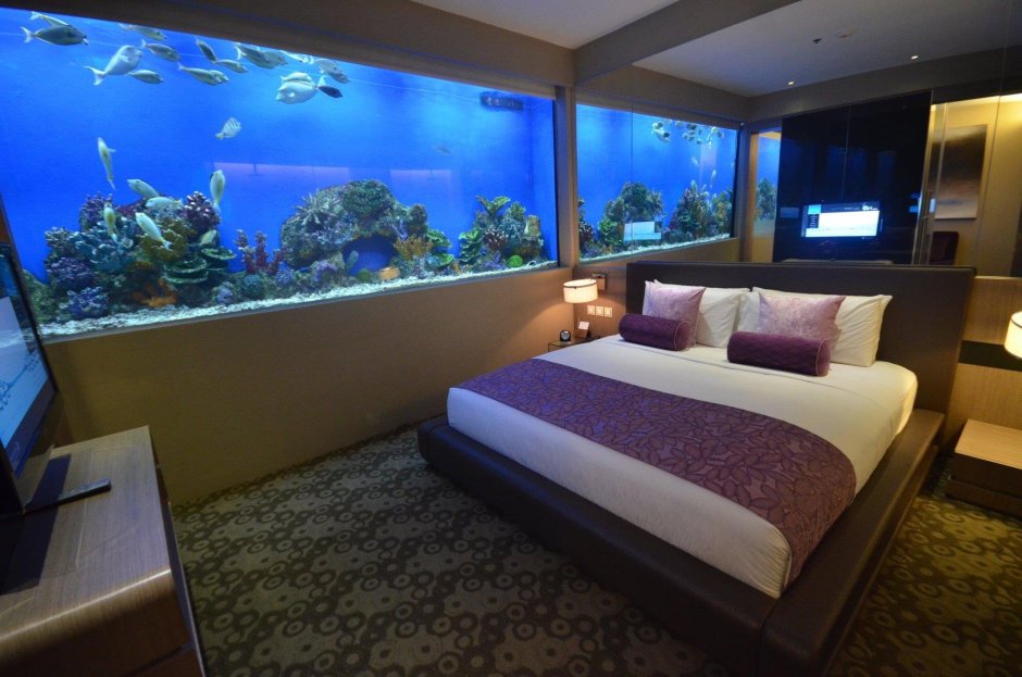Аквариум в спальне