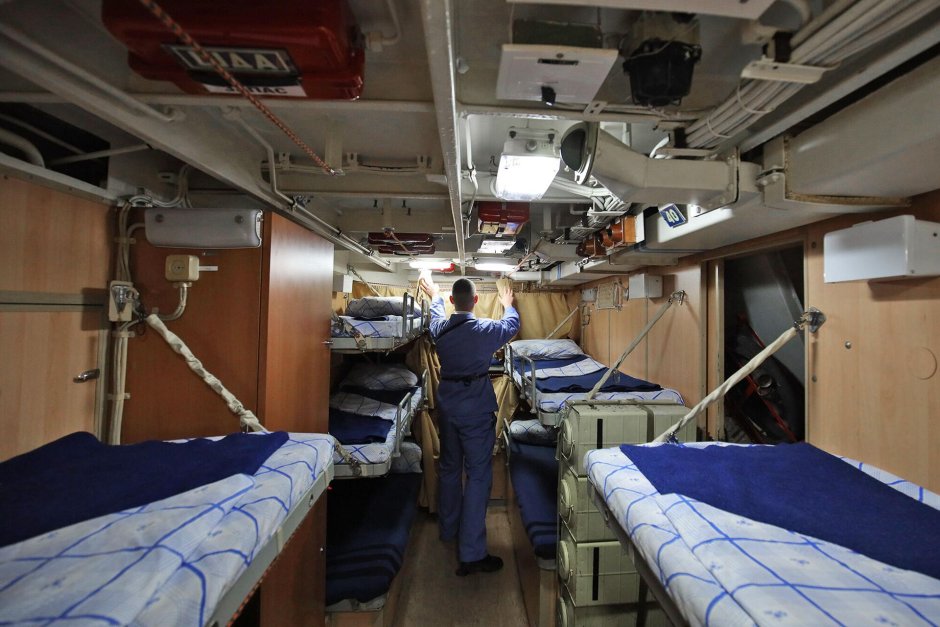 Подводная лодка Великий Новгород внутри