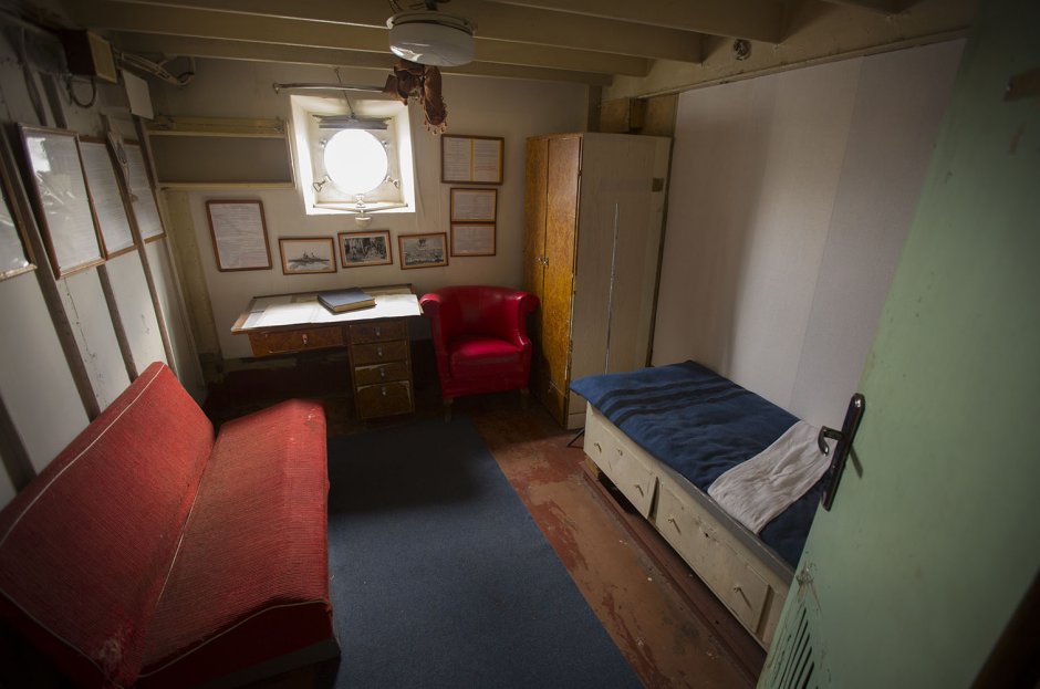 Крейсер Михаил Кутузов каюта командира