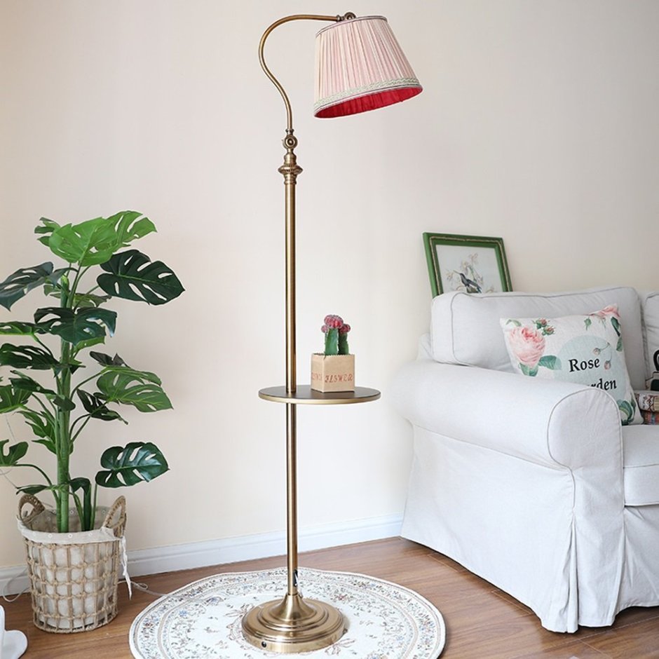 Торшер в спальню напольный