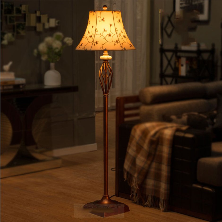 Старый торшер