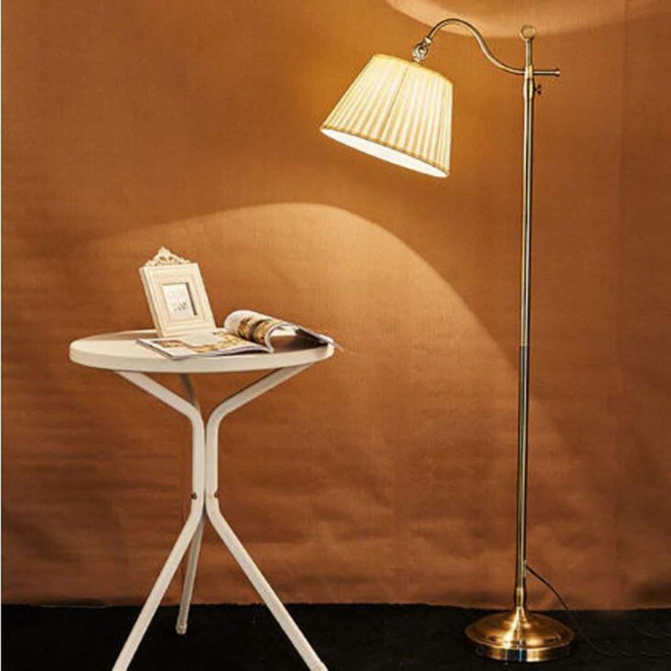 Торшер ретро напольный