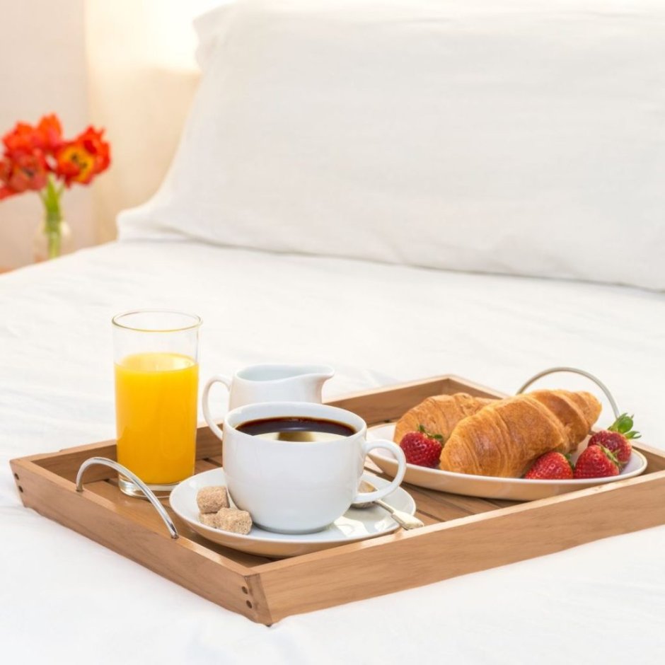 Поднос с едой