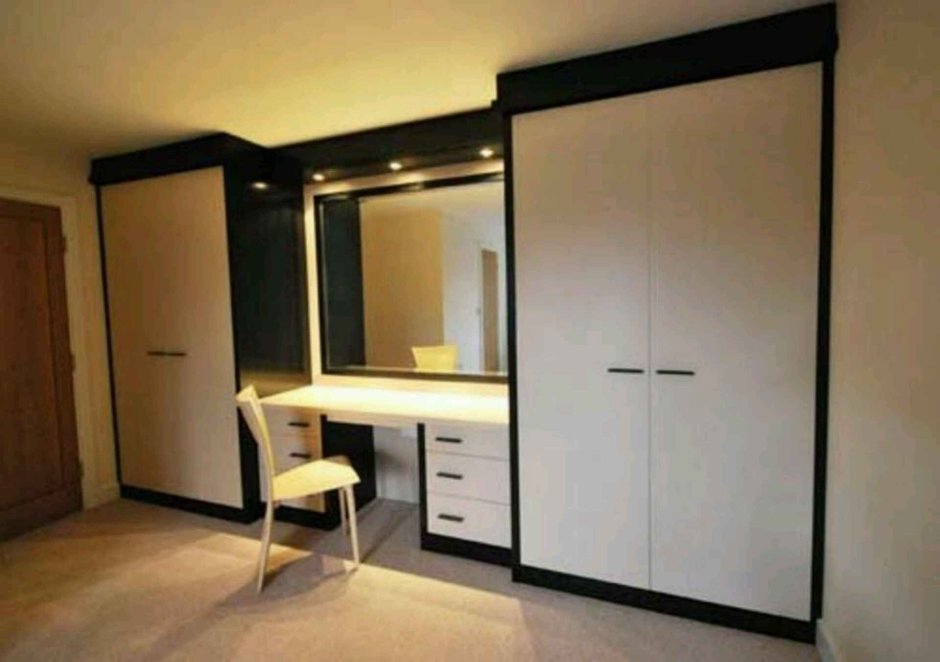 Туалетный столик встроенный в шкаф купе