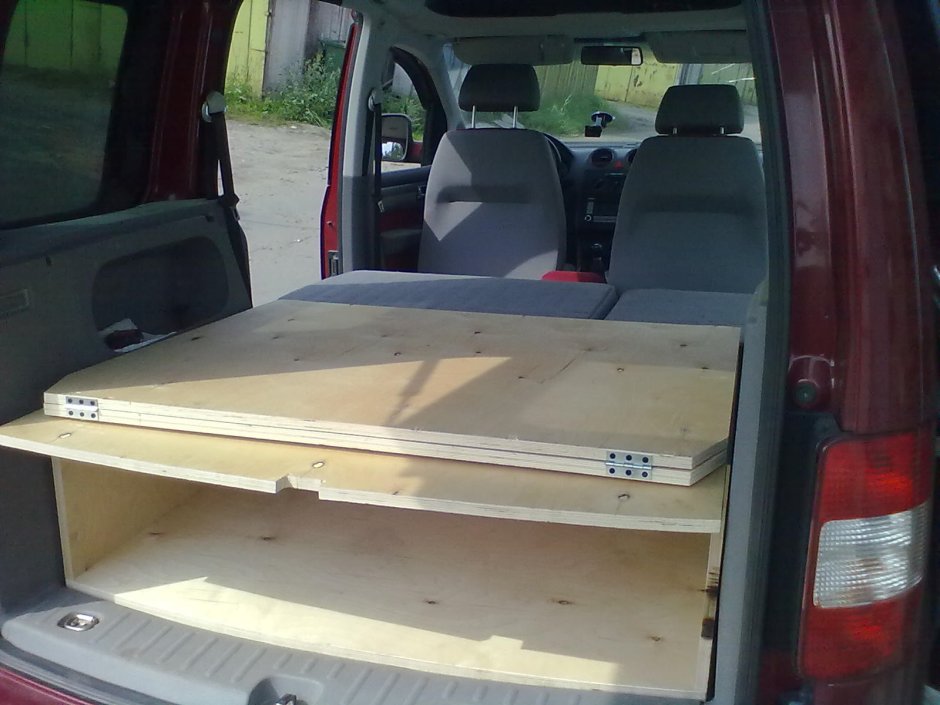 Кровать в Рено Кангу