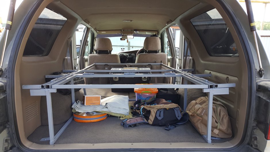 Спальник в Рено Кангу 1