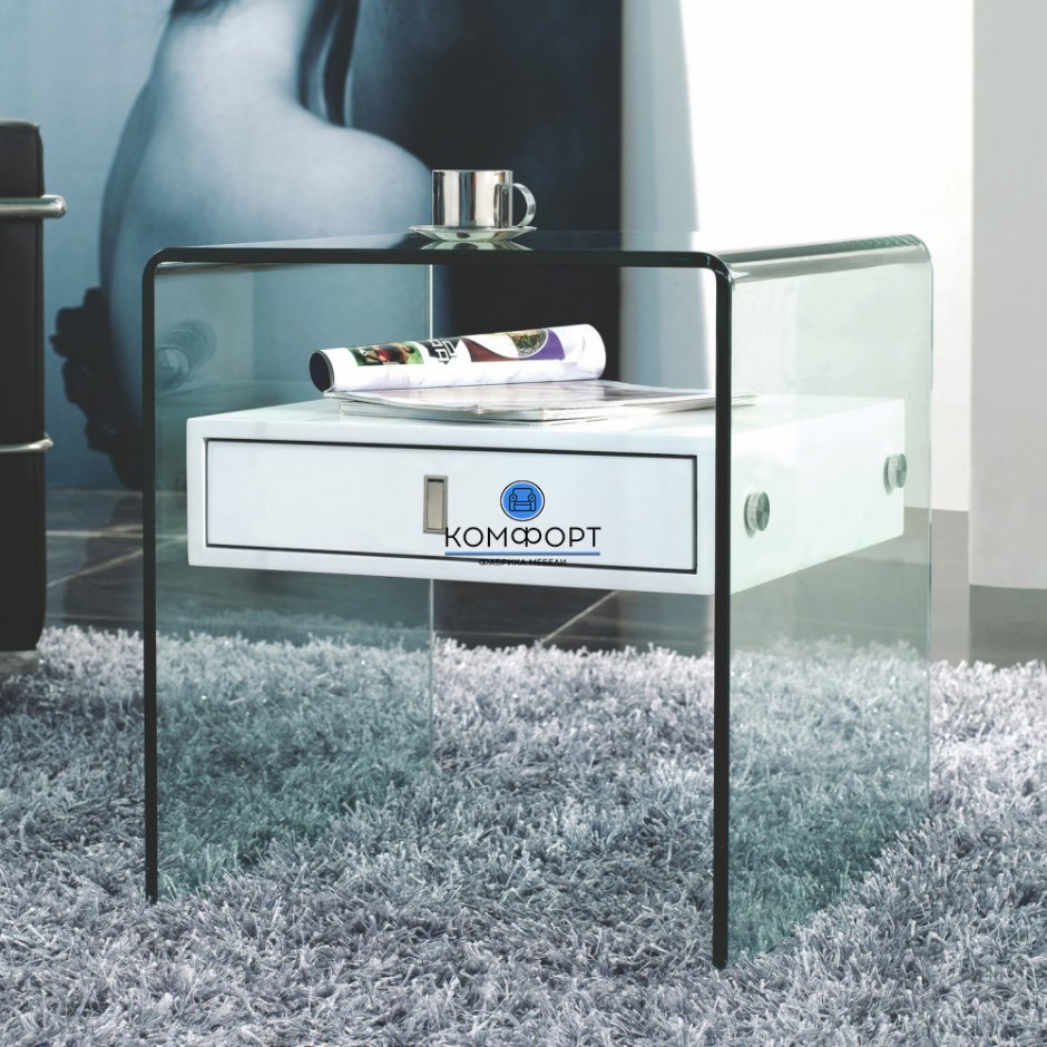 Тумбочка Bari Nightstand от Casabiance
