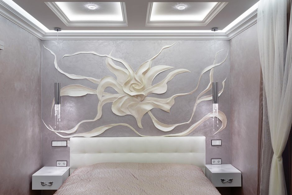 Лепнина на стенах