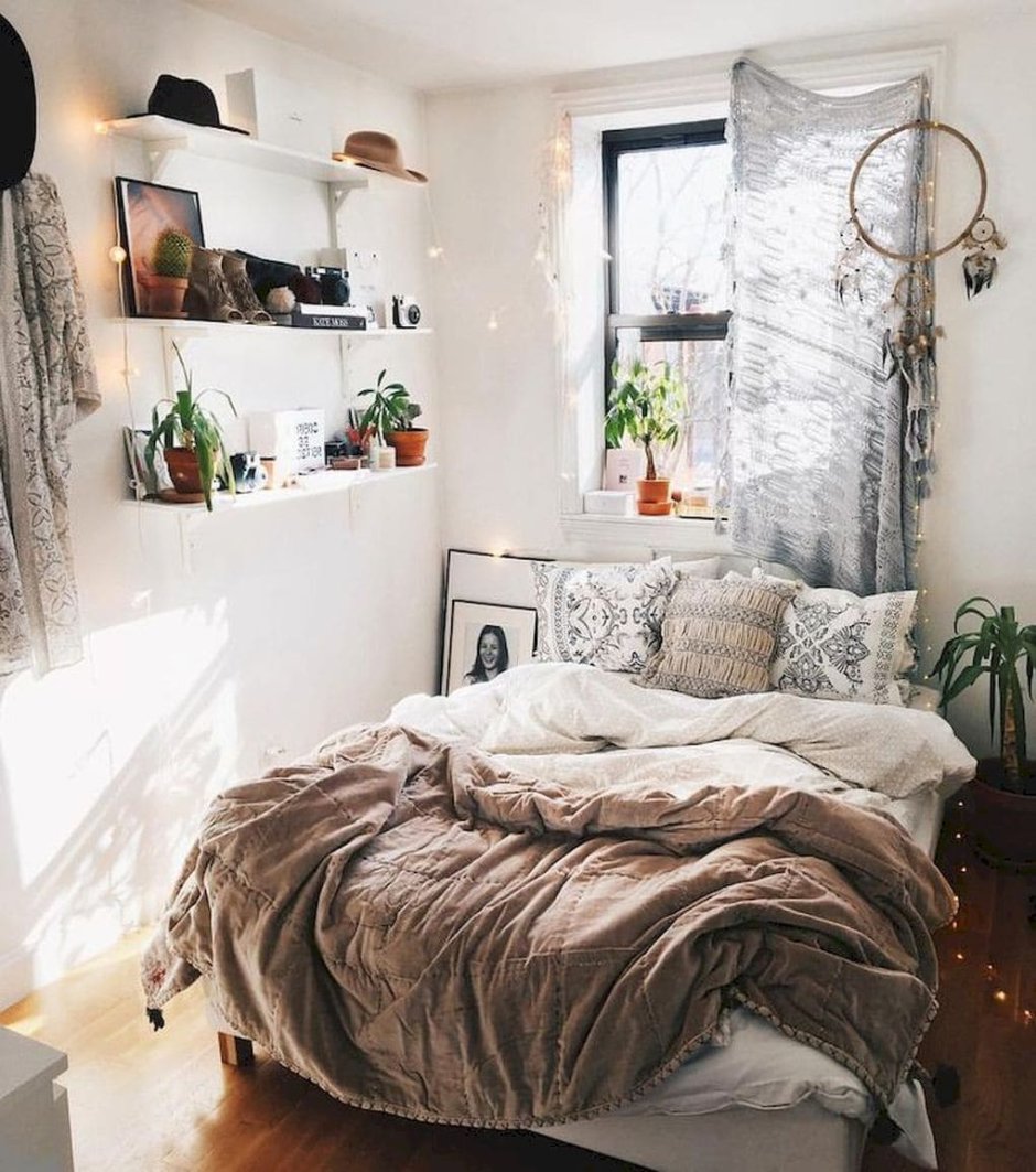Красивый интерьер маленькой спальни