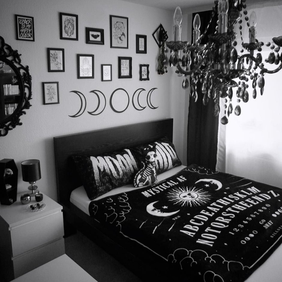 Серо белая черная спальня