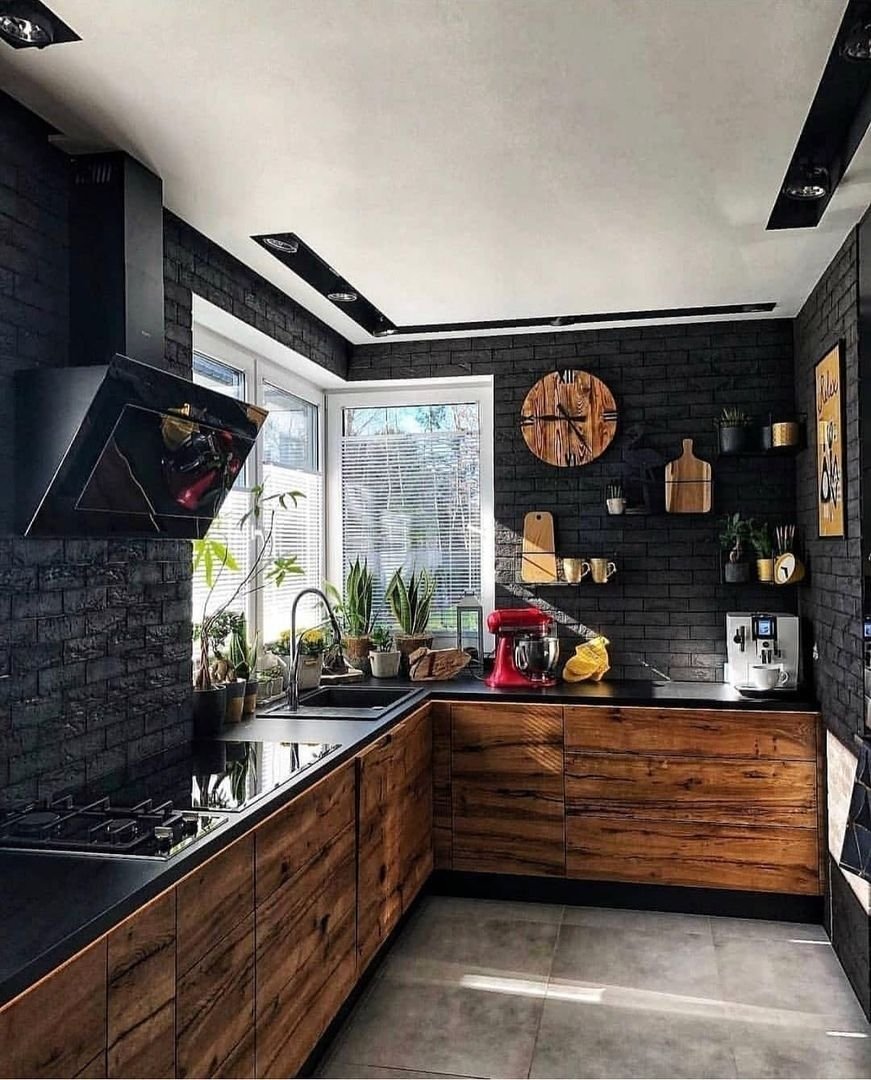 Кухня в стиле лофт черная с деревом