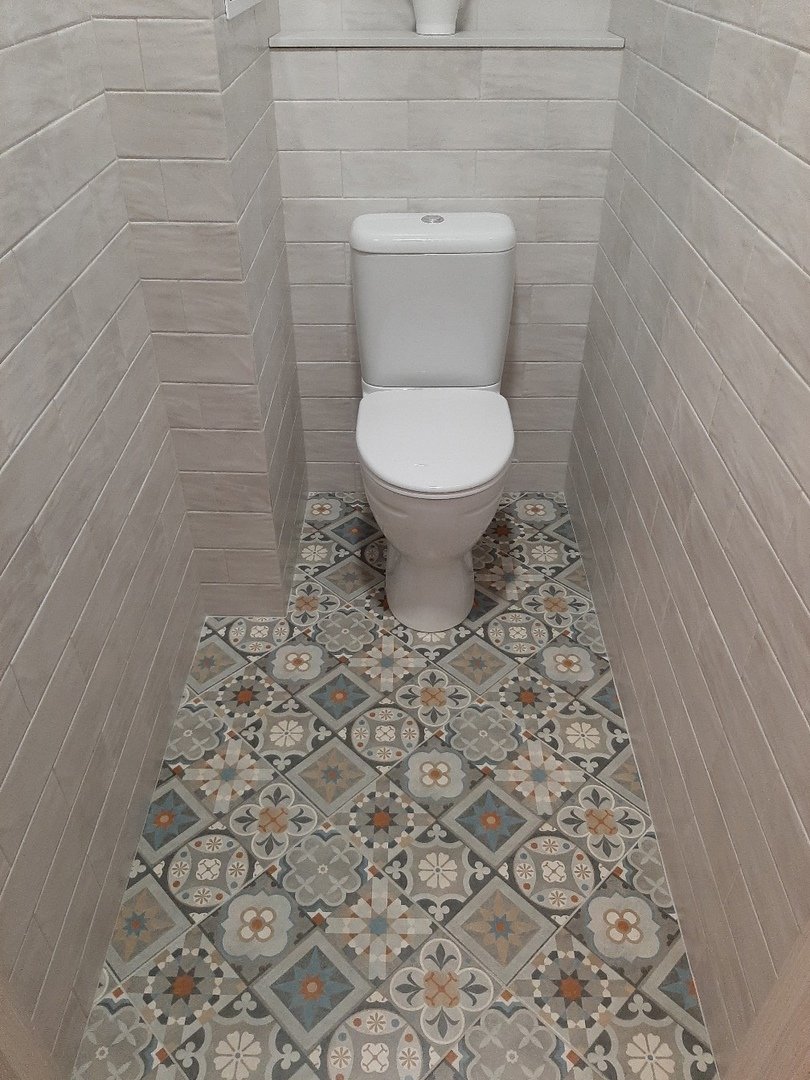 Плитка в туалет на стену