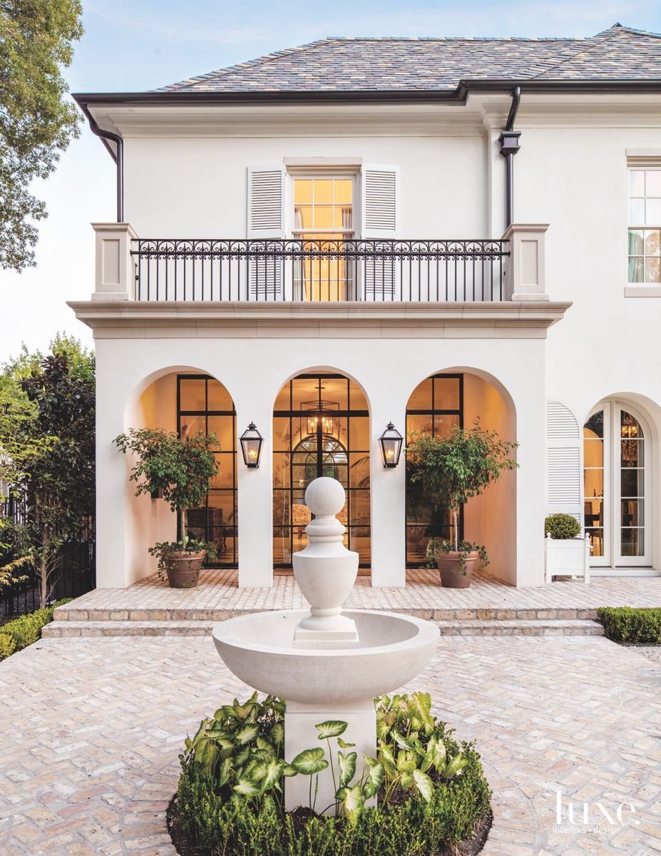 Вилла в средиземноморском стиле