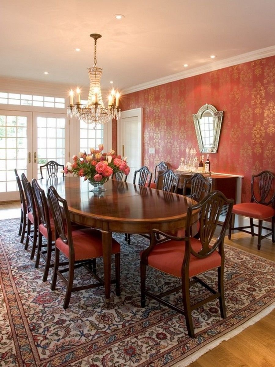 Столовая комната в доме