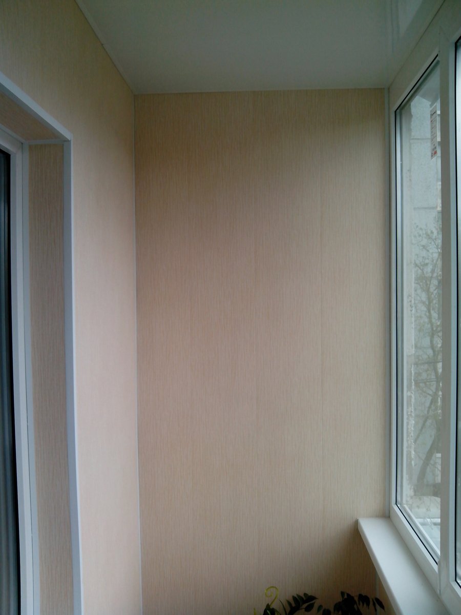 Панели для внутренней отделки балкона