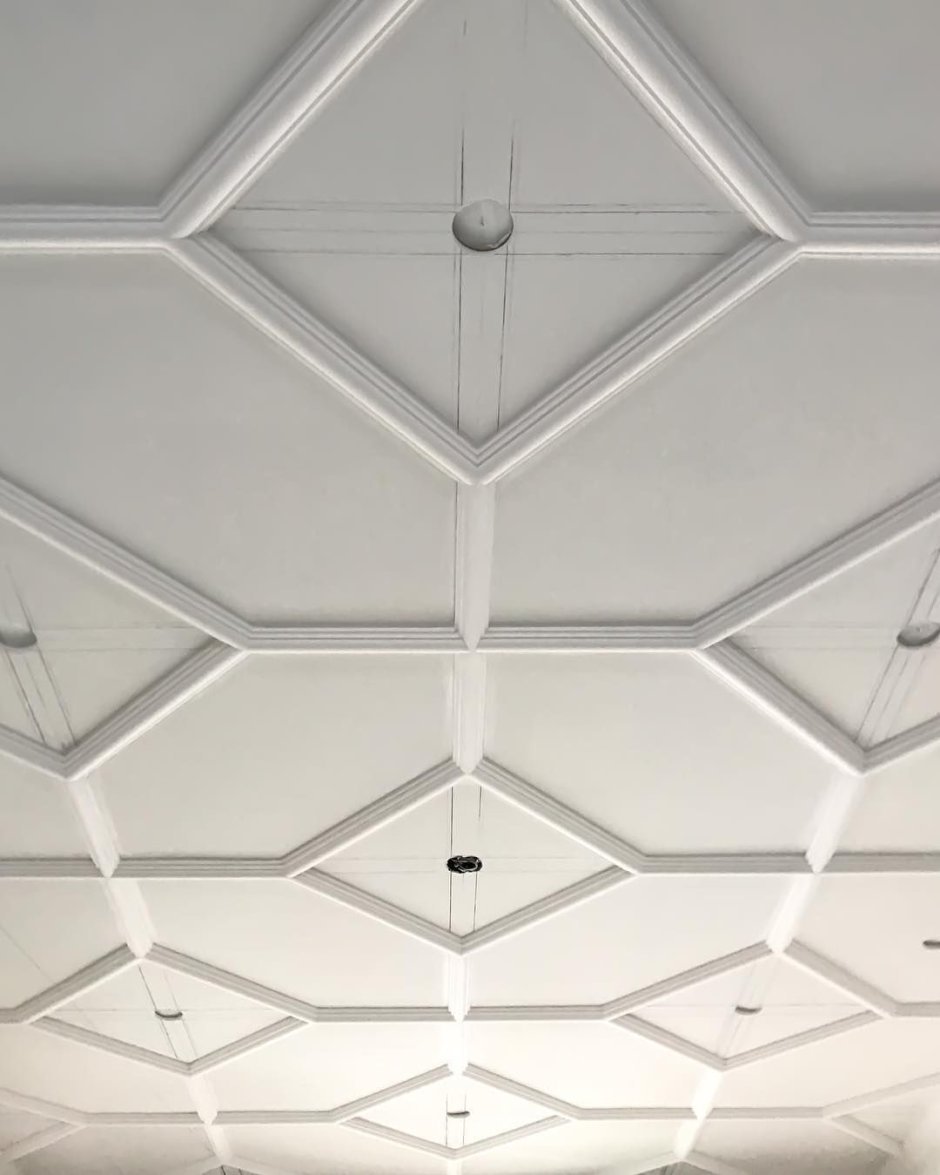 Геометрический потолок