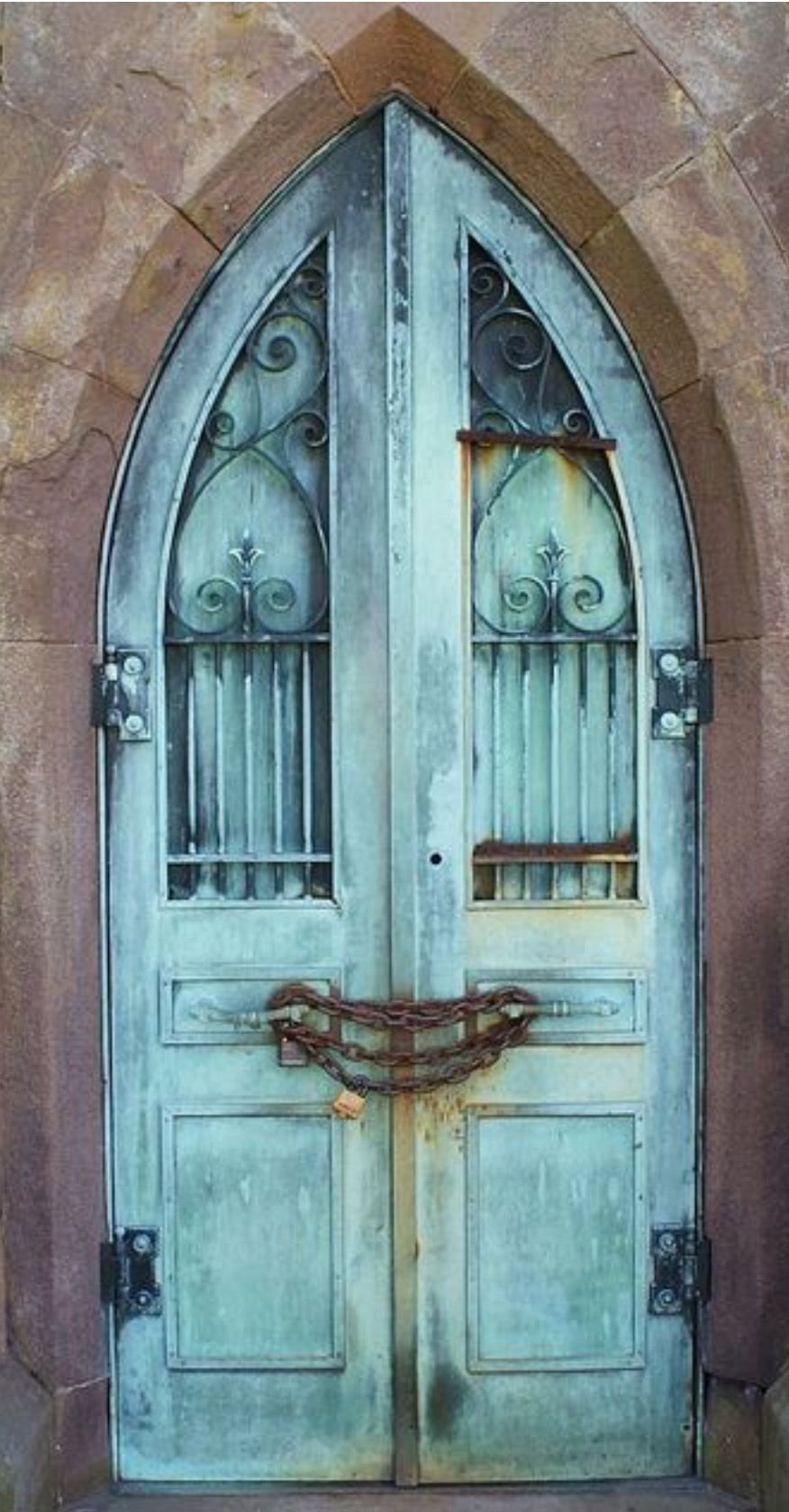 Старая Сказочная дверь