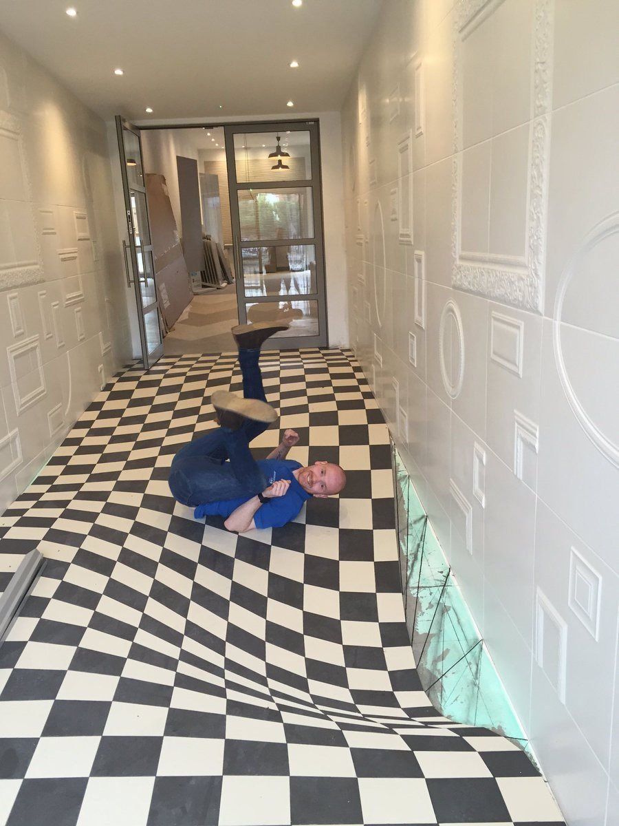 Необычный пол