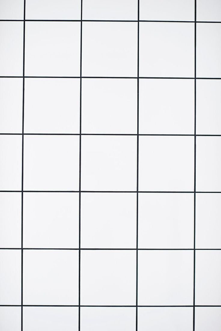 Белая квадратная плитка с черной затиркой