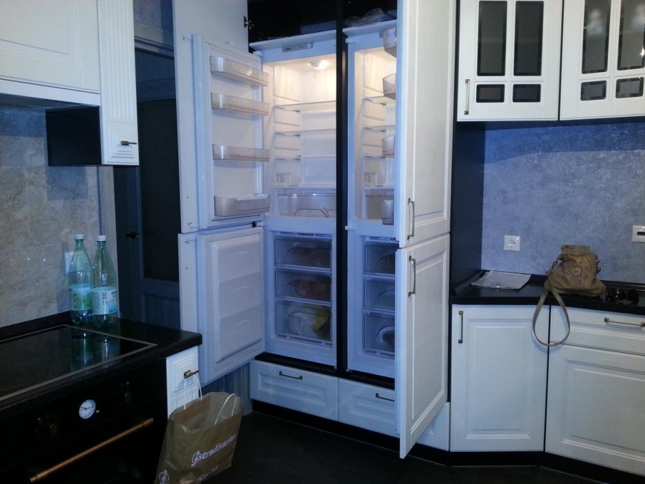 Встраиваемый холодильник Side by Side