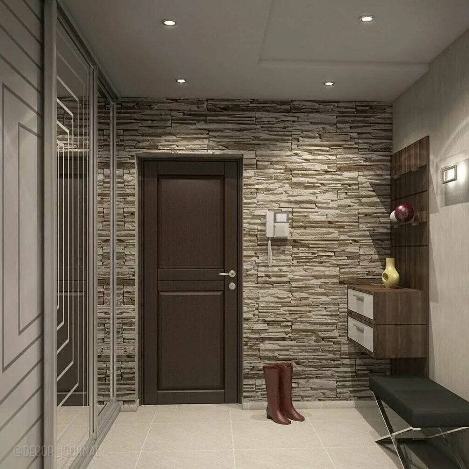 Декоративная плитка в коридоре