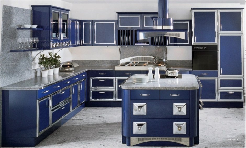 Кухня синяя с серебром